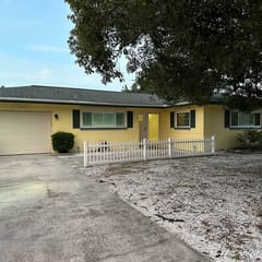 Pool Home close to Indian Rocks Beach Pet Friendly