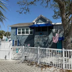 Pet Friendly Home walking distance to the beach.
