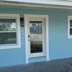 Walking to distance to the beach Pet Friendly