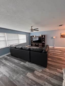 Home Close to Beach Taylor Park Pet Friendly - Image 3