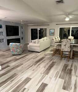 Waterfront Pool Home!Pet Friendly • Near Beach • Prime Area - Image 4