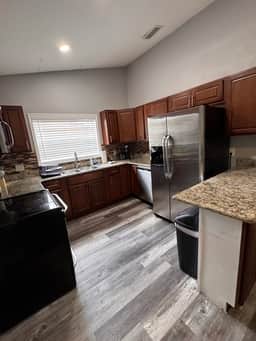 Pet Friendly Pool Home close to beach and Walsingham Park - Image 5