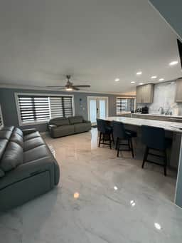 Beachfront Paradise |Huge Home • Epic Views • Prime Location - Image 2