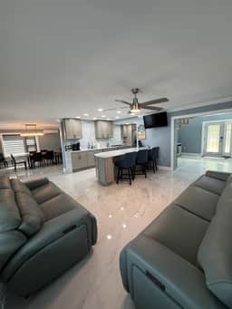 Beachfront Paradise |Huge Home • Epic Views • Prime Location - Image 3