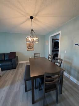 Walking to distance to the beach Pet Friendly - Image 4