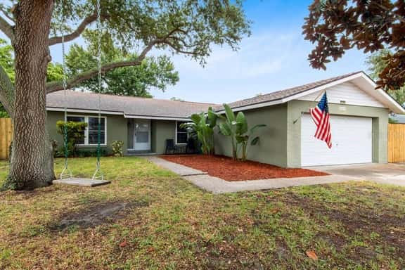 Pet Friendly Pool Home close to Indian Rocks Beach - Image 1