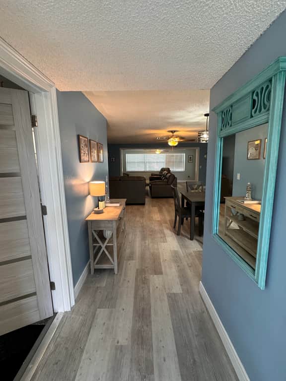 Pet Friendly Home close to beach with direct access to trail - Image 4