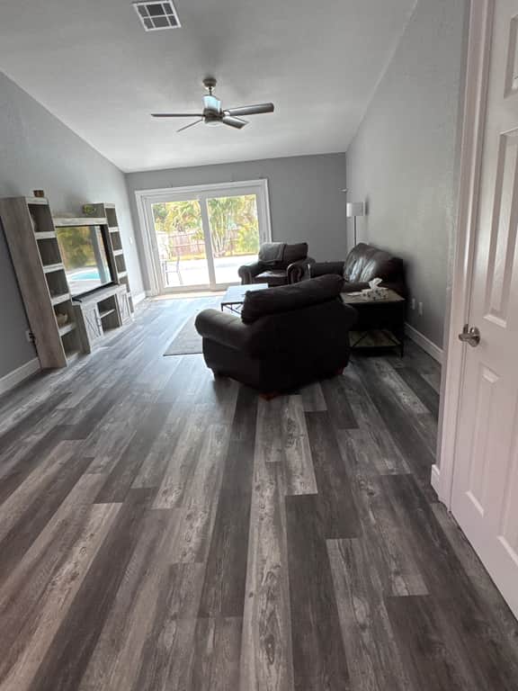 Pet Friendly Pool Home close to beach and Walsingham Park - Image 2