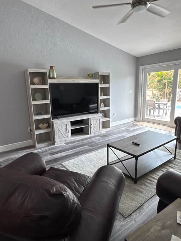 Pet Friendly Pool Home close to beach and Walsingham Park - Image 4