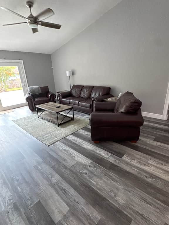 Pet Friendly Pool Home close to beach and Walsingham Park - Image 3