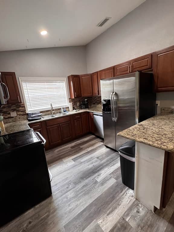 Pet Friendly Pool Home close to beach and Walsingham Park - Image 5