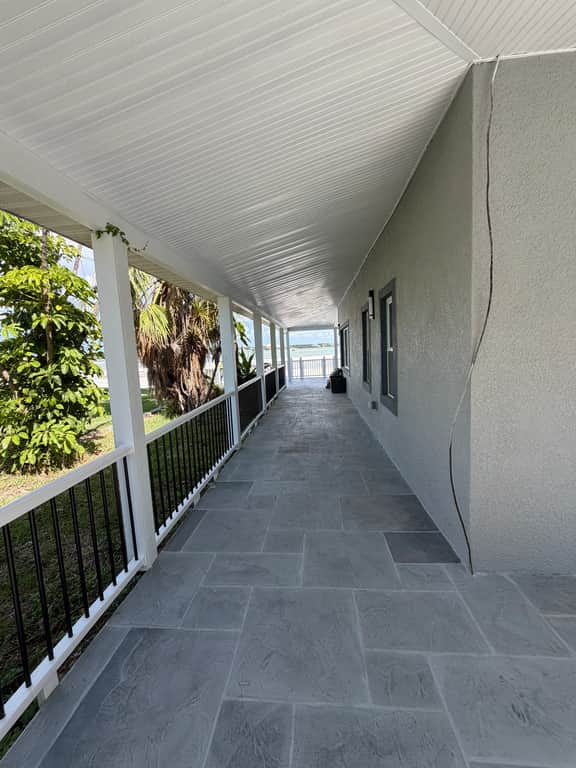 Beachfront Paradise |Huge Home • Epic Views • Prime Location - Image 5